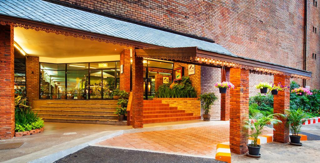 Baan Din Ki Hotel Chiang Mai Luaran gambar