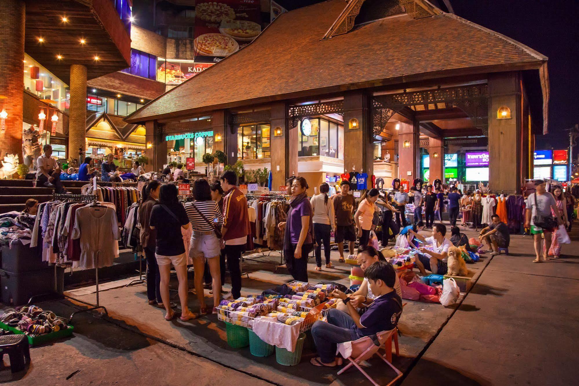 Baan Din Ki Hotel Chiang Mai Luaran gambar